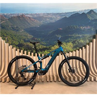 STEREO HYBRID ONE44 HPC SLX