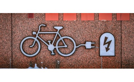 ¿Cuánto cuesta mantener una bicicleta eléctrica al año?